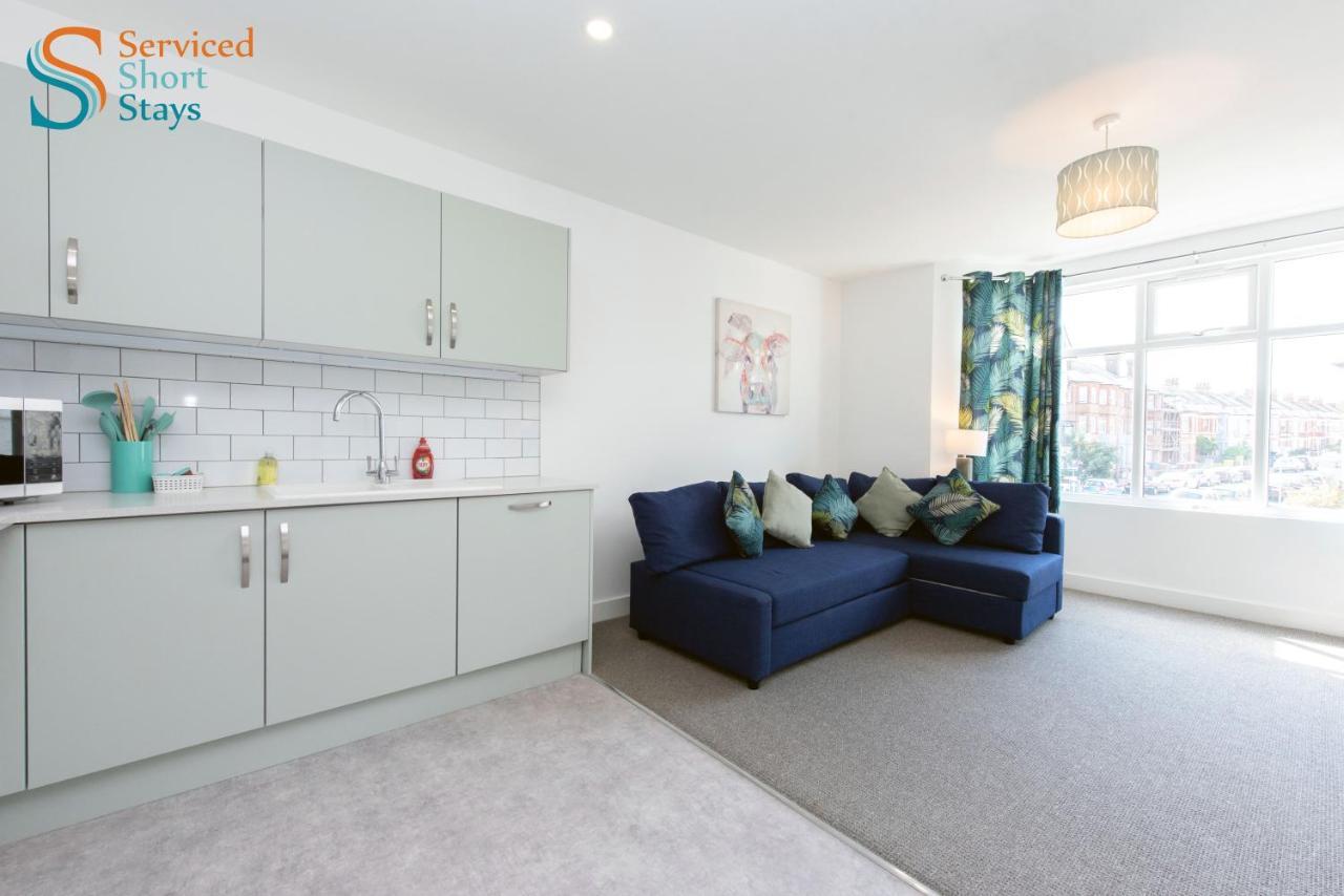 Bella, Two Bedroom Apartment Close To The Beach Margate Buitenkant foto